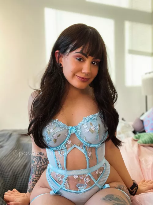 Is blue my colour? 😋 [f]