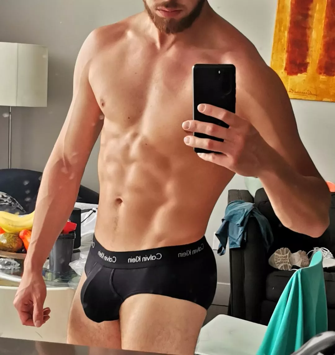 Like my underwear? or prefer without underwear? 🤭😈