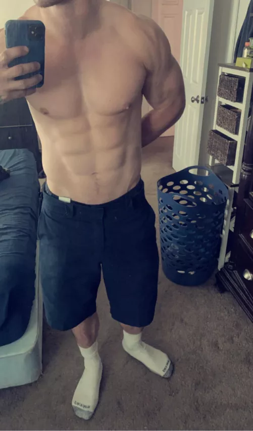 M22 I’m working at your house and walk in the room like this, what’s your next move?