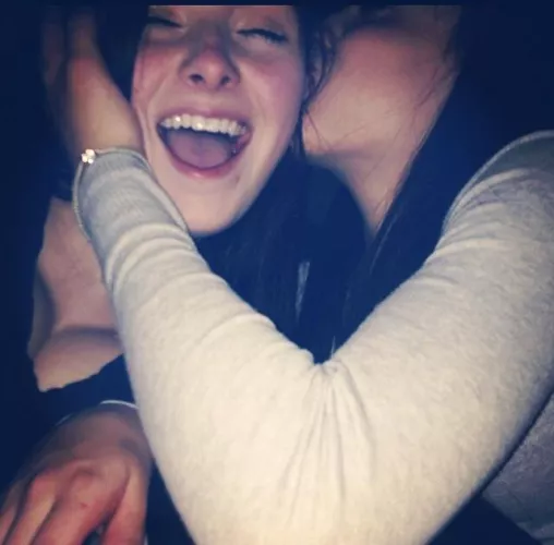 Trib my big titty GF. DM for more pics. Cum trib videos get her nudes