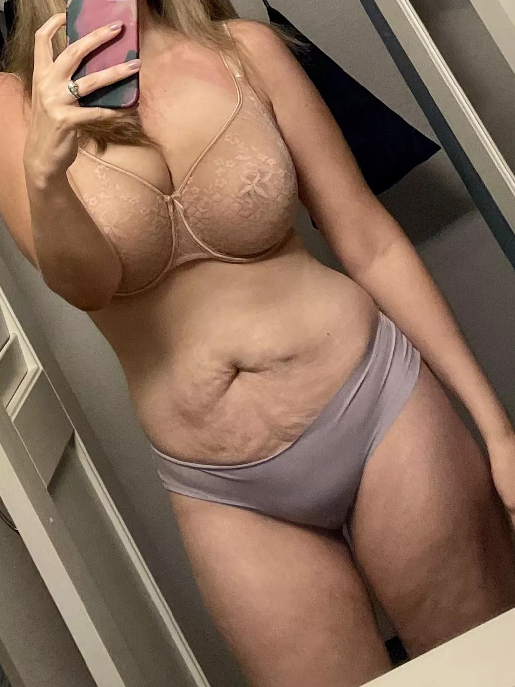 Want to see my 40yo wife get covered with your cum. Please have a legit second screen. Face pics if you will cum on her. Telegram preferred, have Kik too. Both RC_Kola369