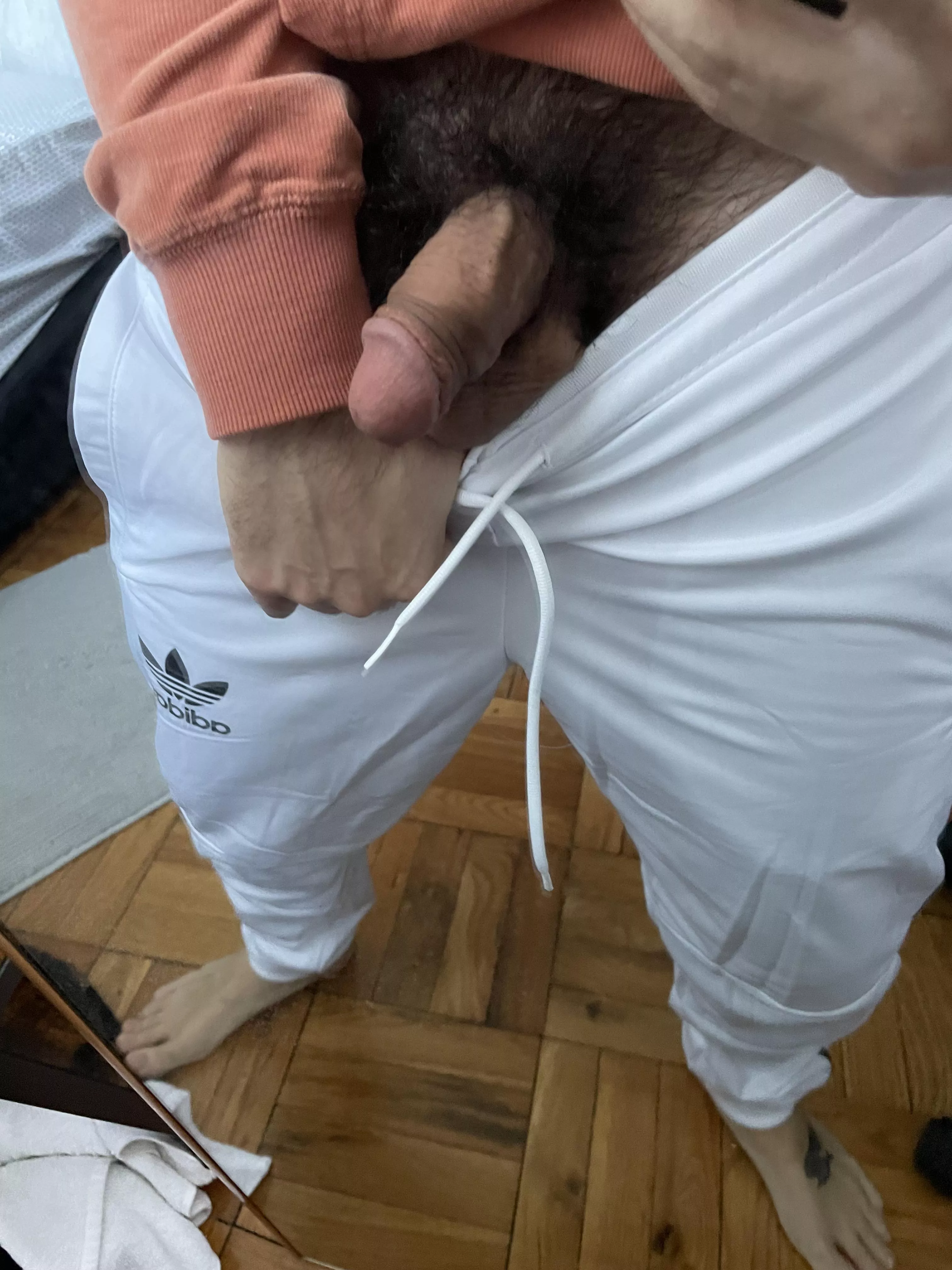 When I reach the back of ur throat u can smell my pubes won’t that be a treat?