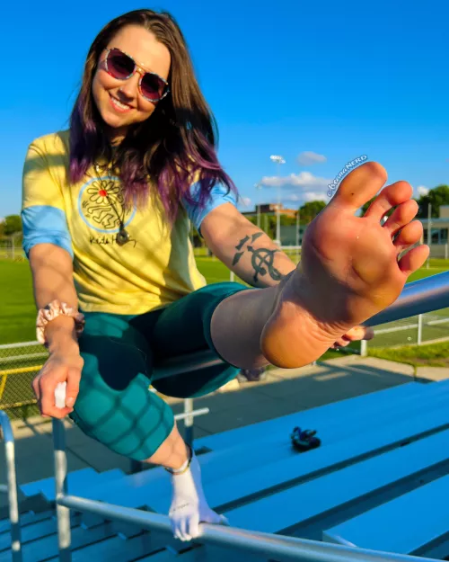 Who's willing to worship in a public?