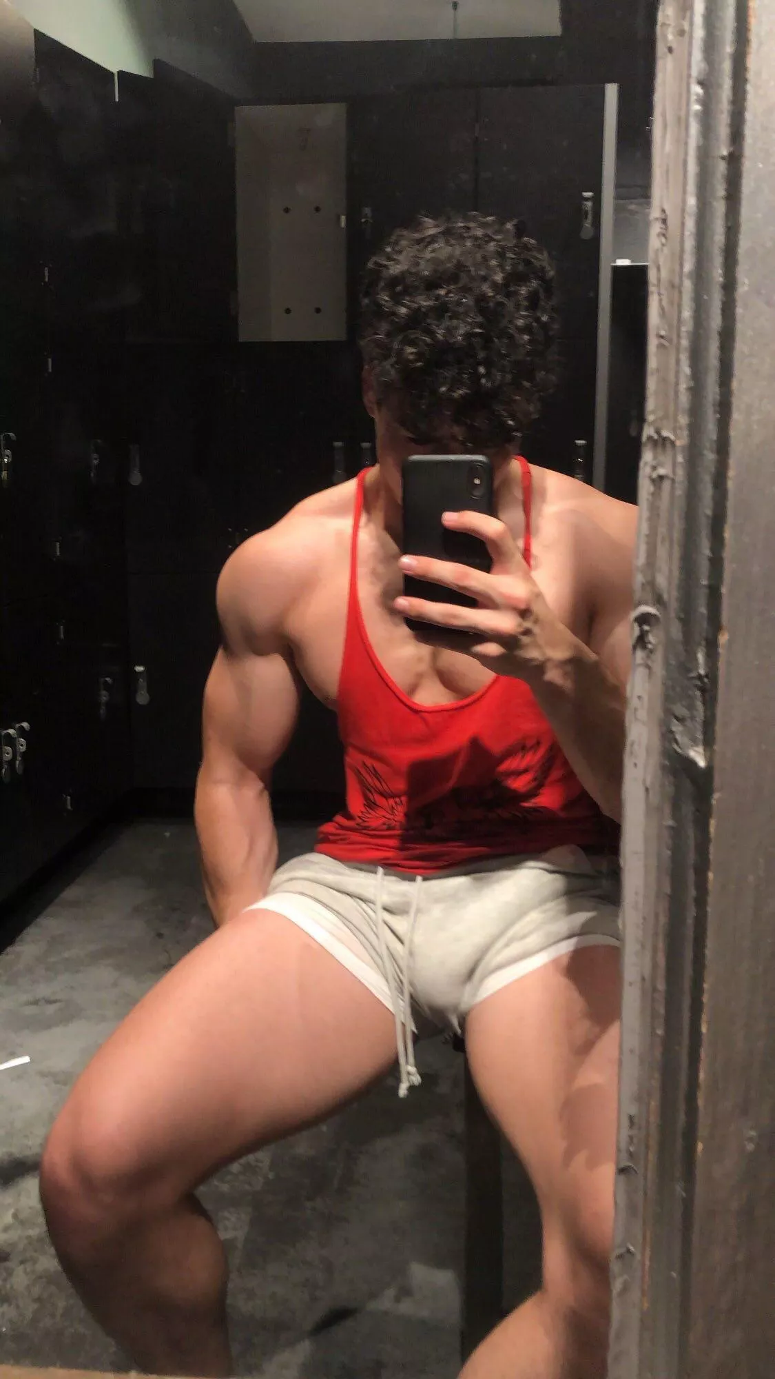 [21] let’s open a gym only for bros (invitations accepted)