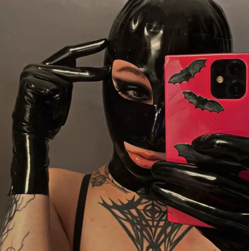 Baby’s first hood😋