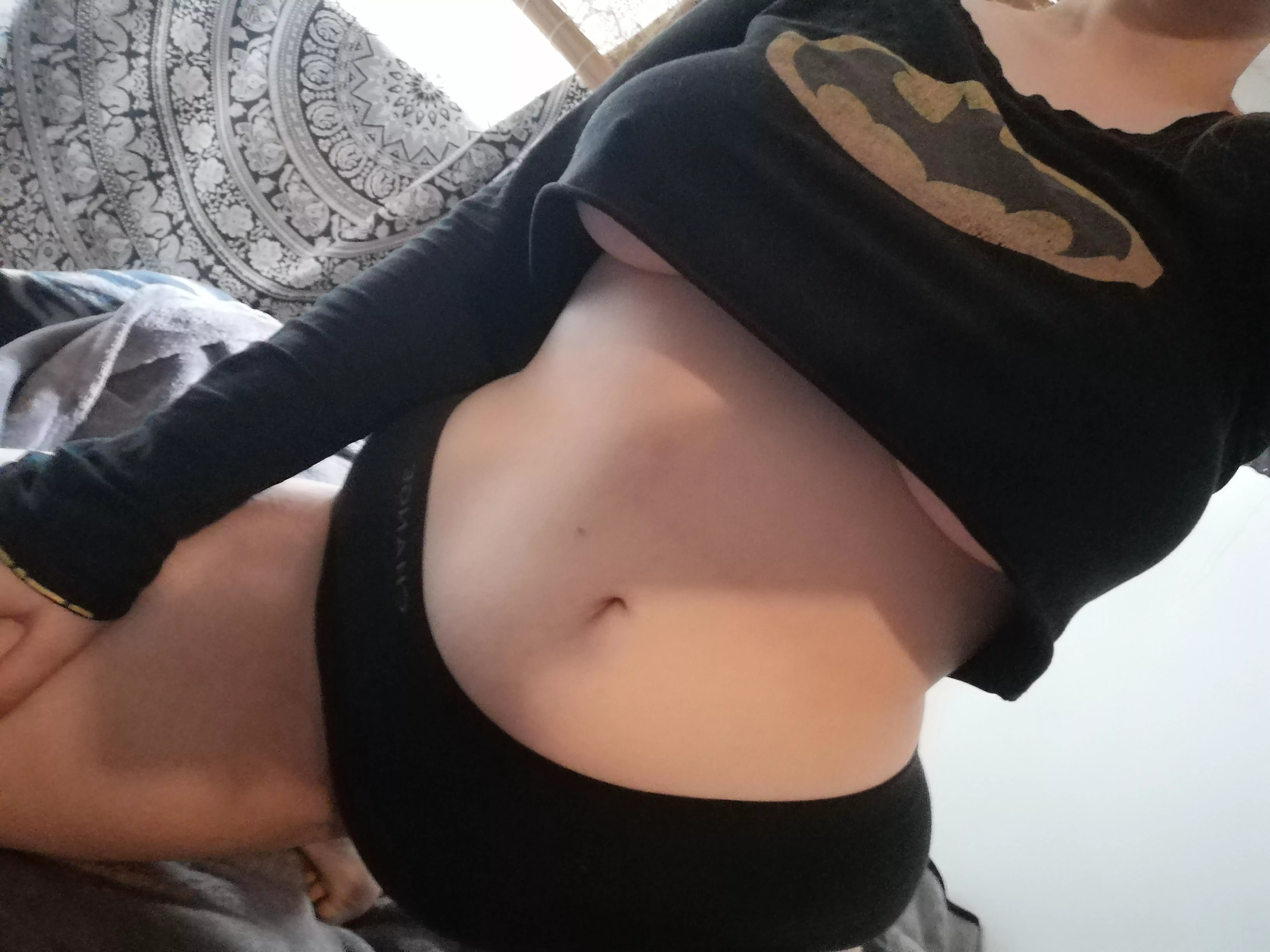 comfy nerdy gf 🖤 [f]