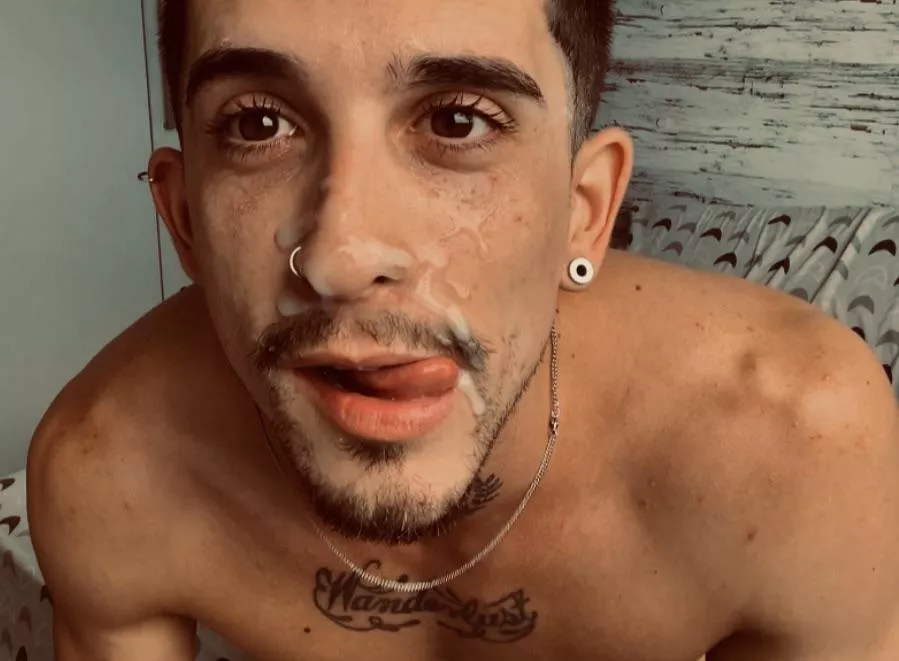 I can’t take it off, it looks (and tastes) so good 🤤