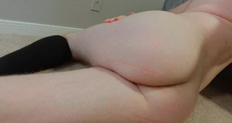 I just need a fat dick so bad rn 😖