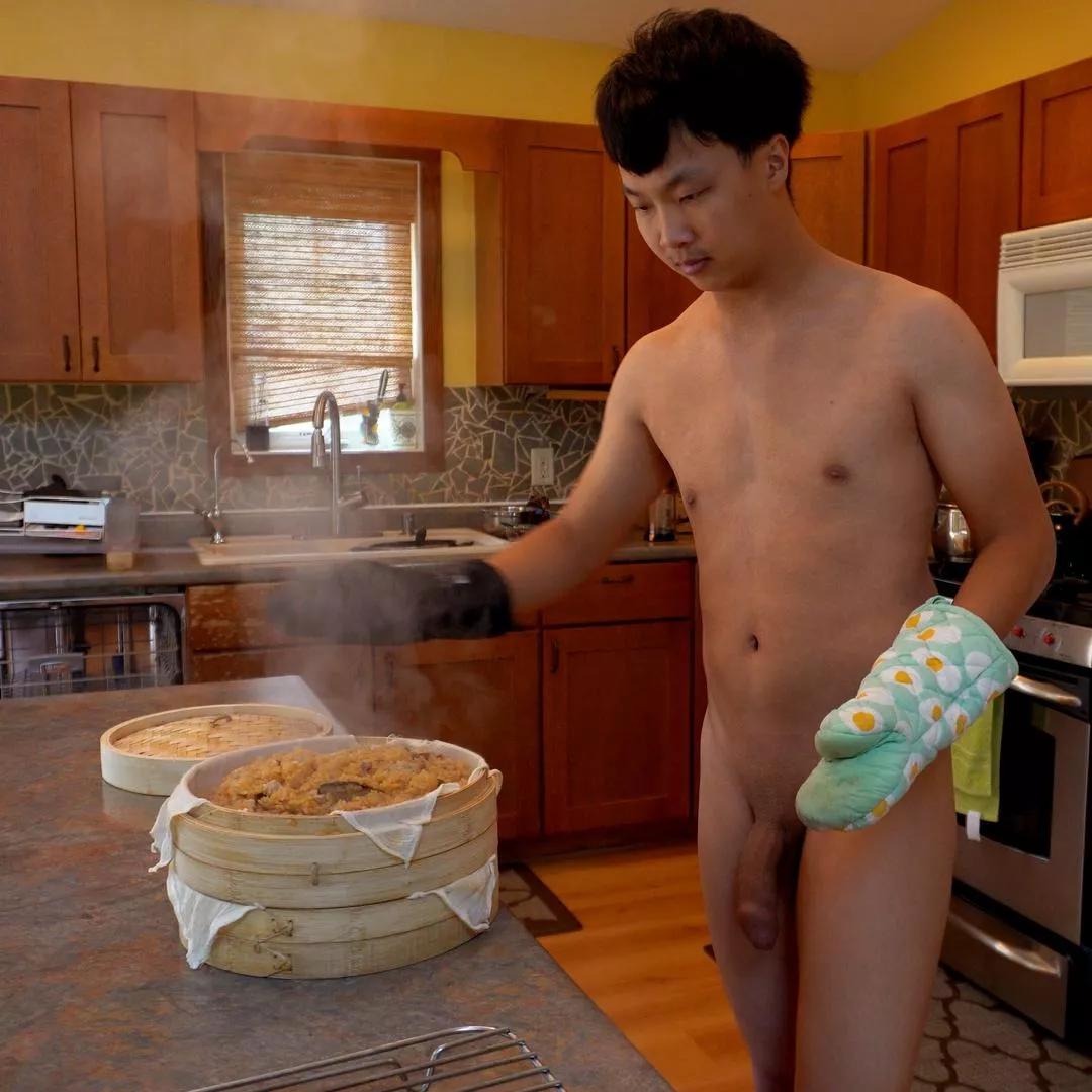 I made some steamed Taiwanese sticky rice. want some?