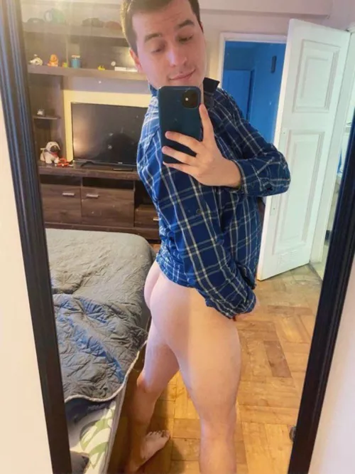 I would love to be filled by a group of men