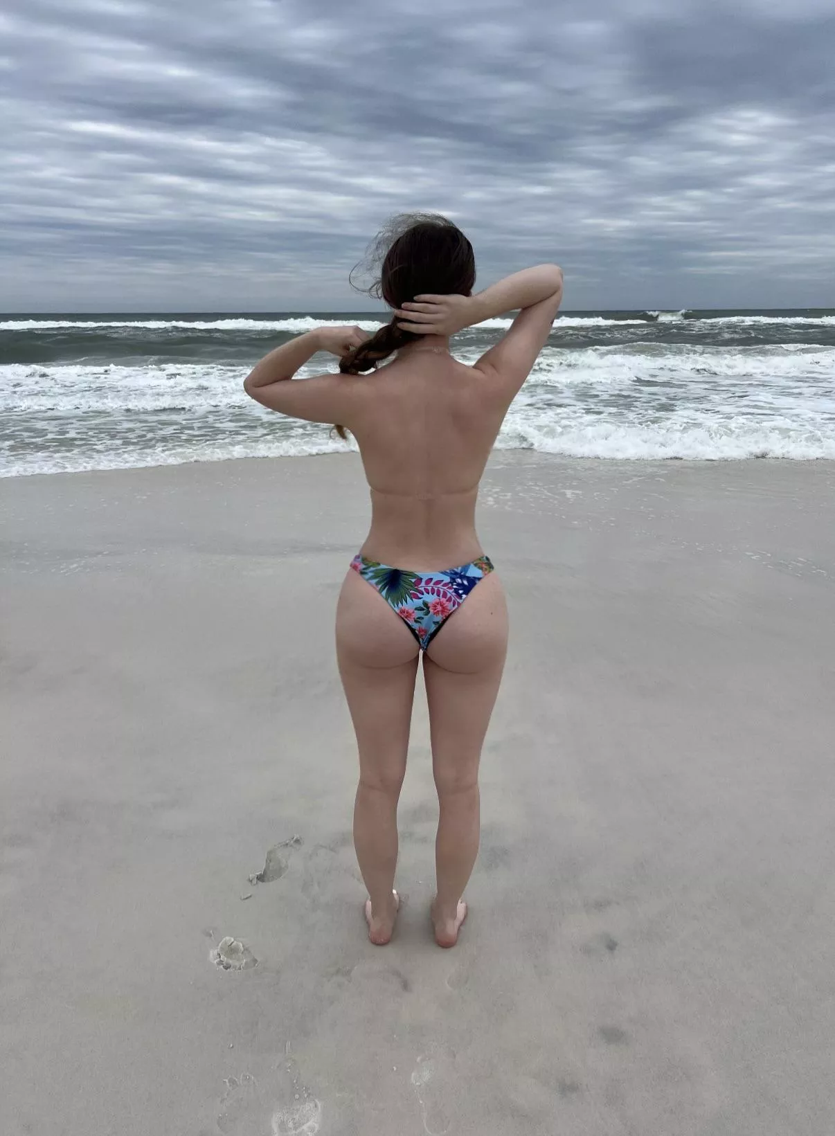[IG] What’s your favorite thing to do at the beach?