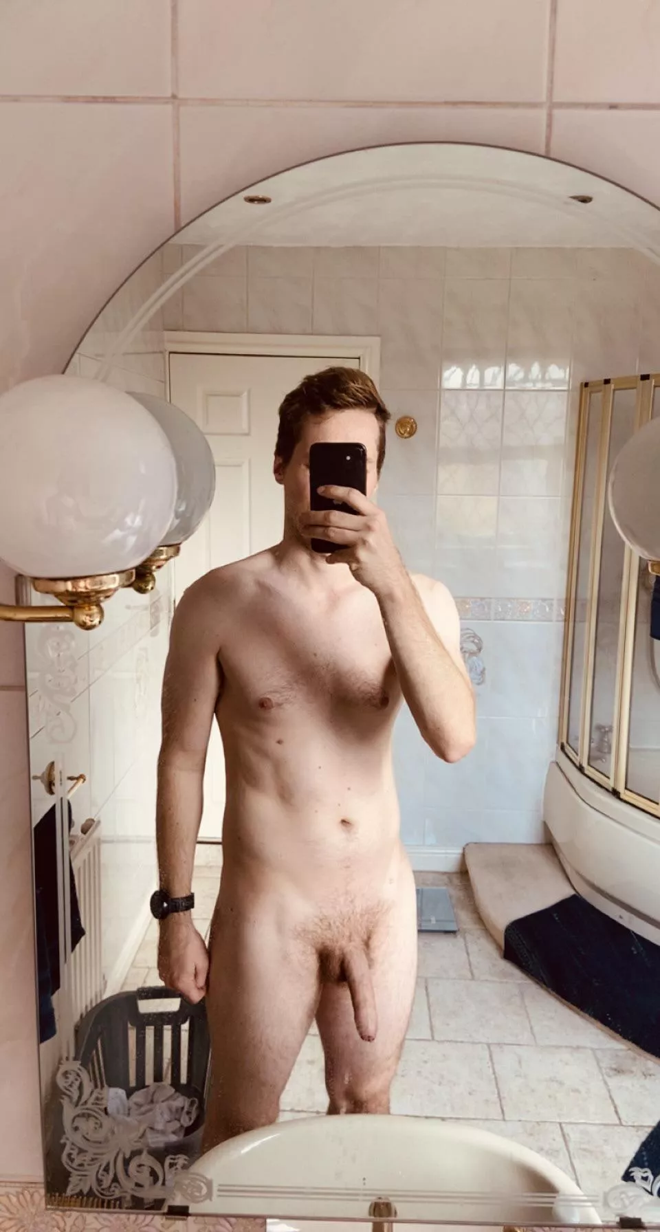 (M)32 what do you guys think to me and my 80’s UK bathroom?