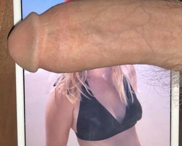 My BWC loves perfect boobs🙈 even if their in a bikini 👀