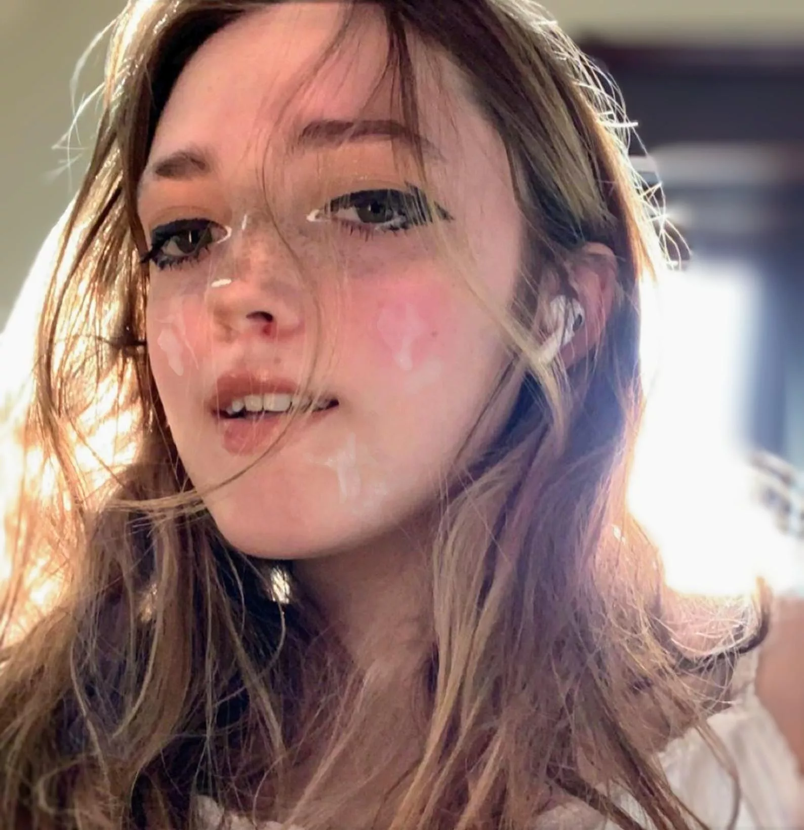 my preferred makeup palette is your cum 😜💦