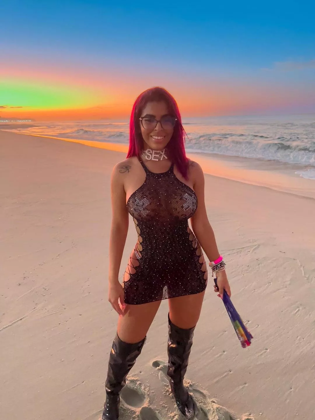 Sexy or sex 🔥? [f]