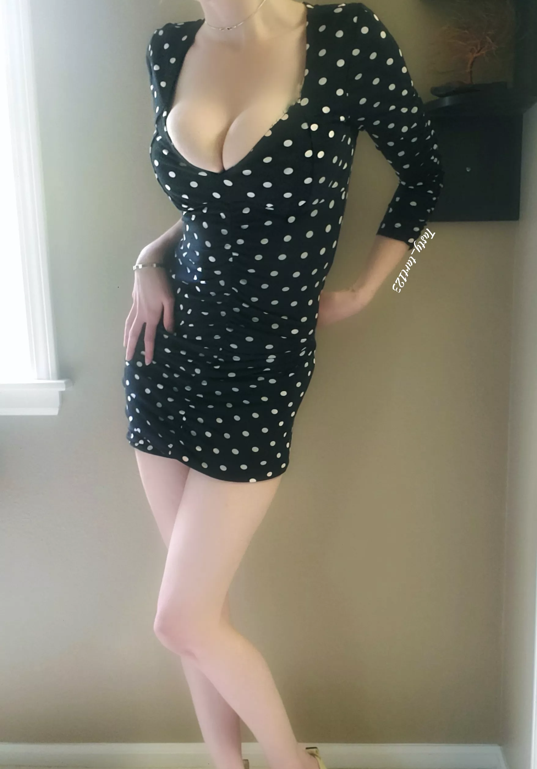 some dresses are so tight you don't need anything underneath! [f]