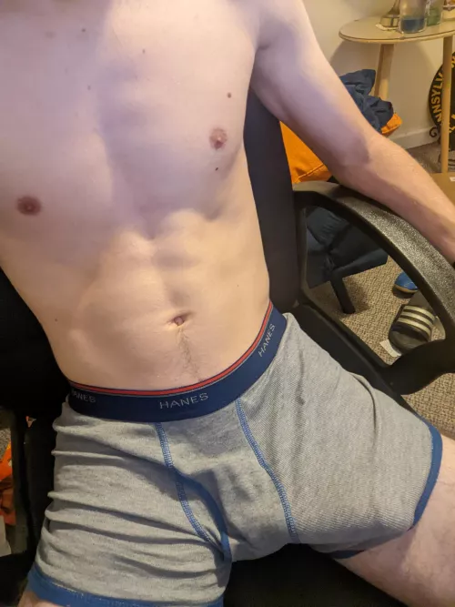 the outline doesn't go away with pants on