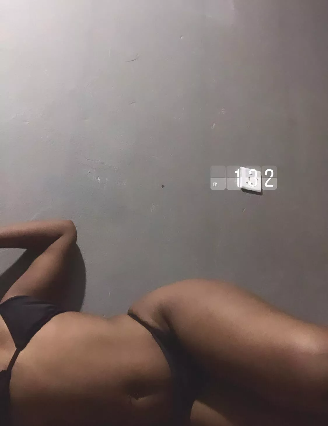 You come home and meet me on your bed like this wyd?