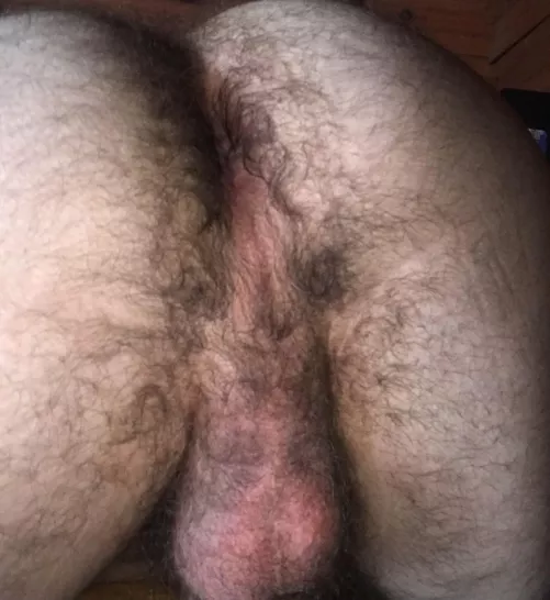 18 Have a bit of time, thought I’d help some guys cum. Dms are open