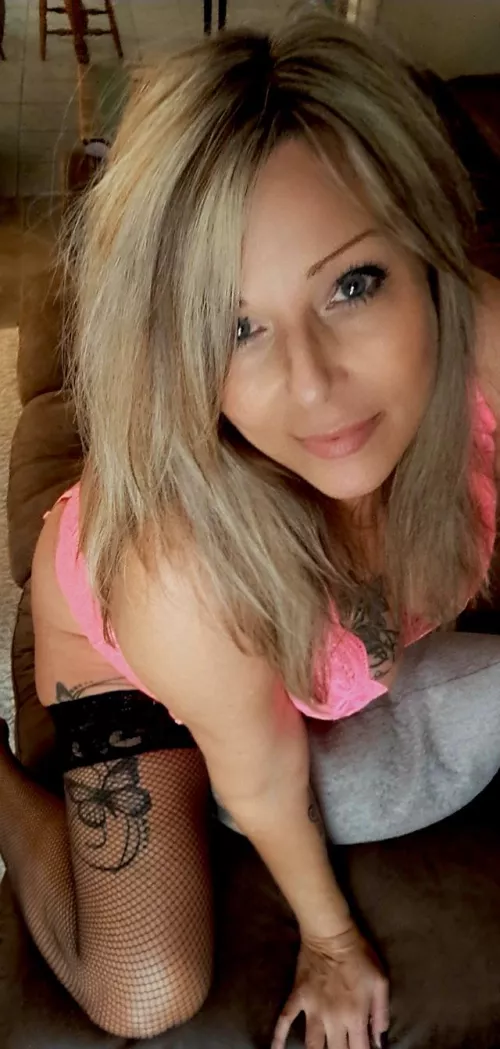 49 and fuckable😻💋