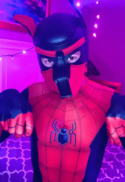 Awooo it’s Friday night