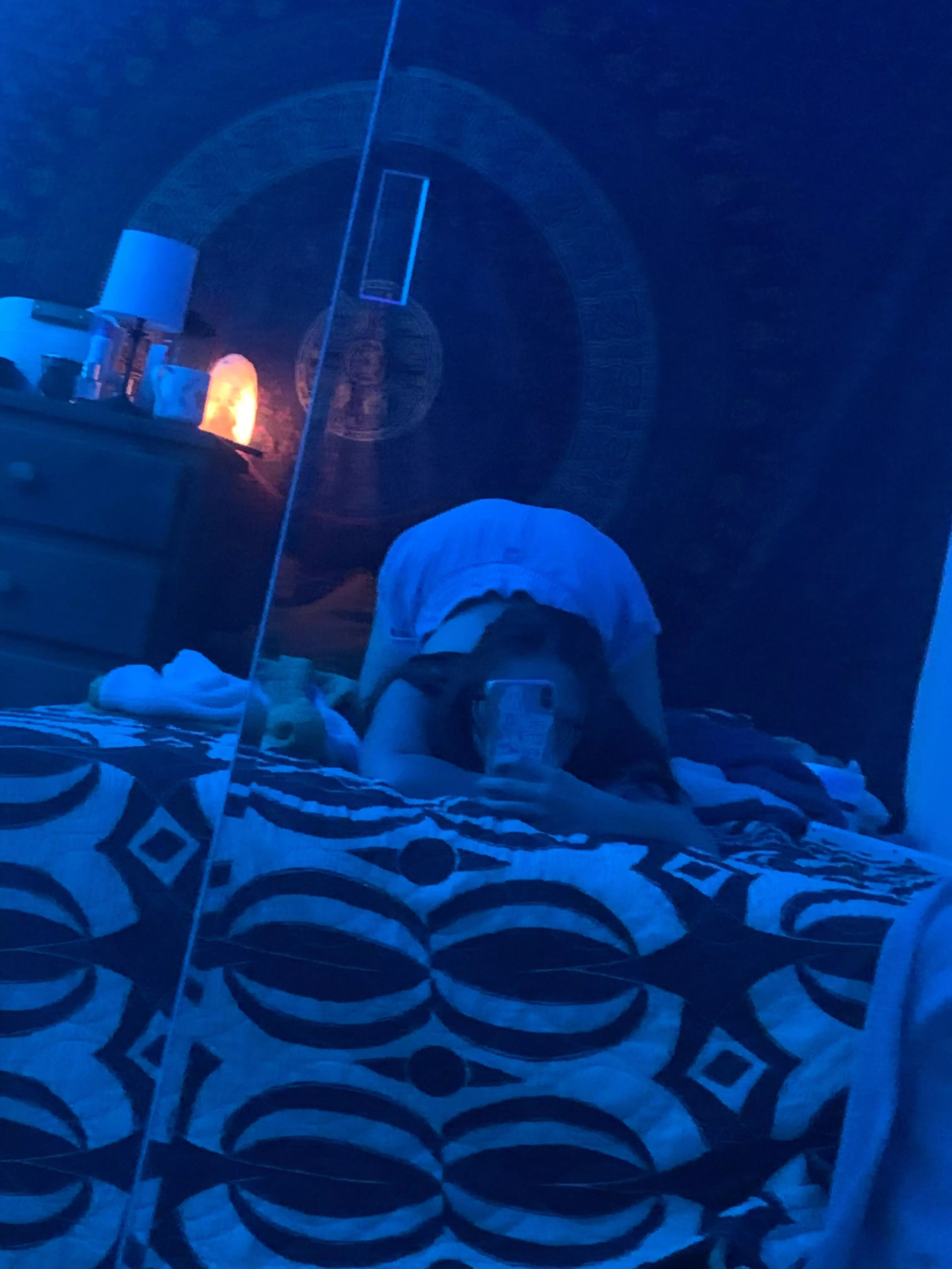 come stretch me out in front of the mirror plz