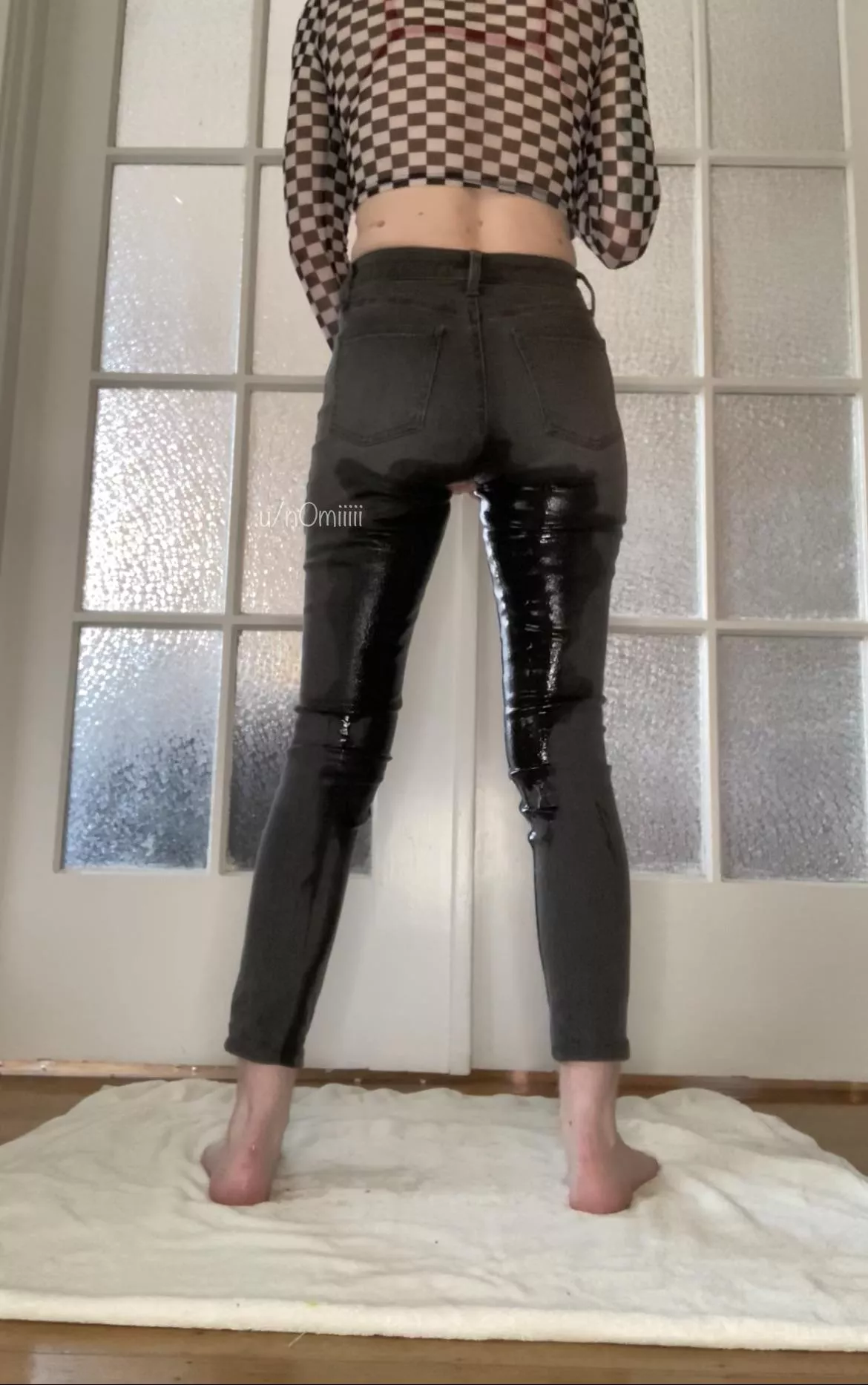 I absolutely soaked these gray jeans 🥵