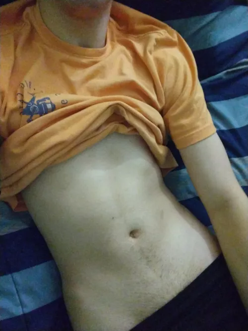 Pls give karma so I can post lewder pics in more subs 🥺