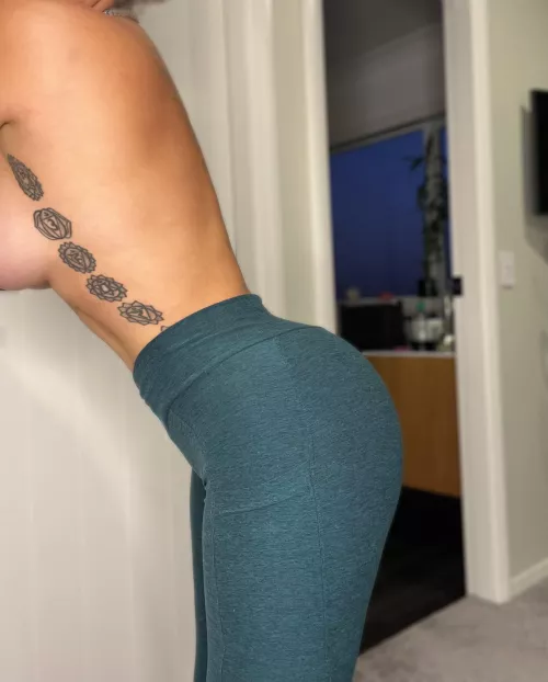 There’s room for one behind me [f]