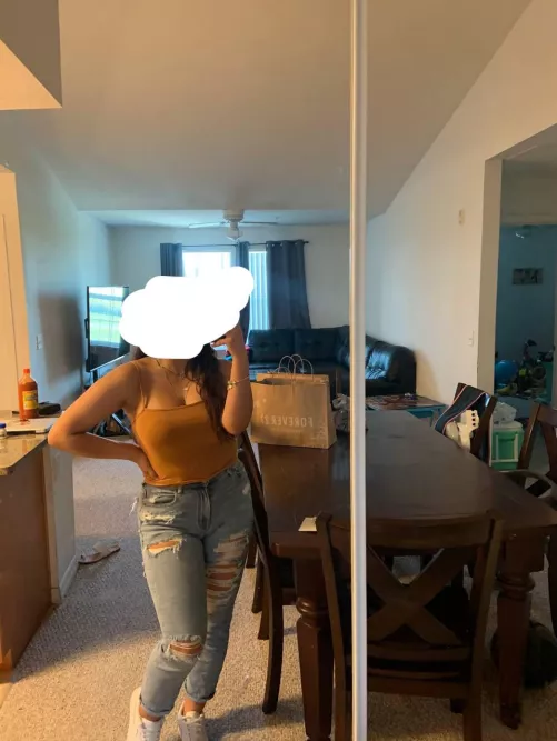 Trading my Latina gf(22) ONLY if you can verify. Tele - kittgear