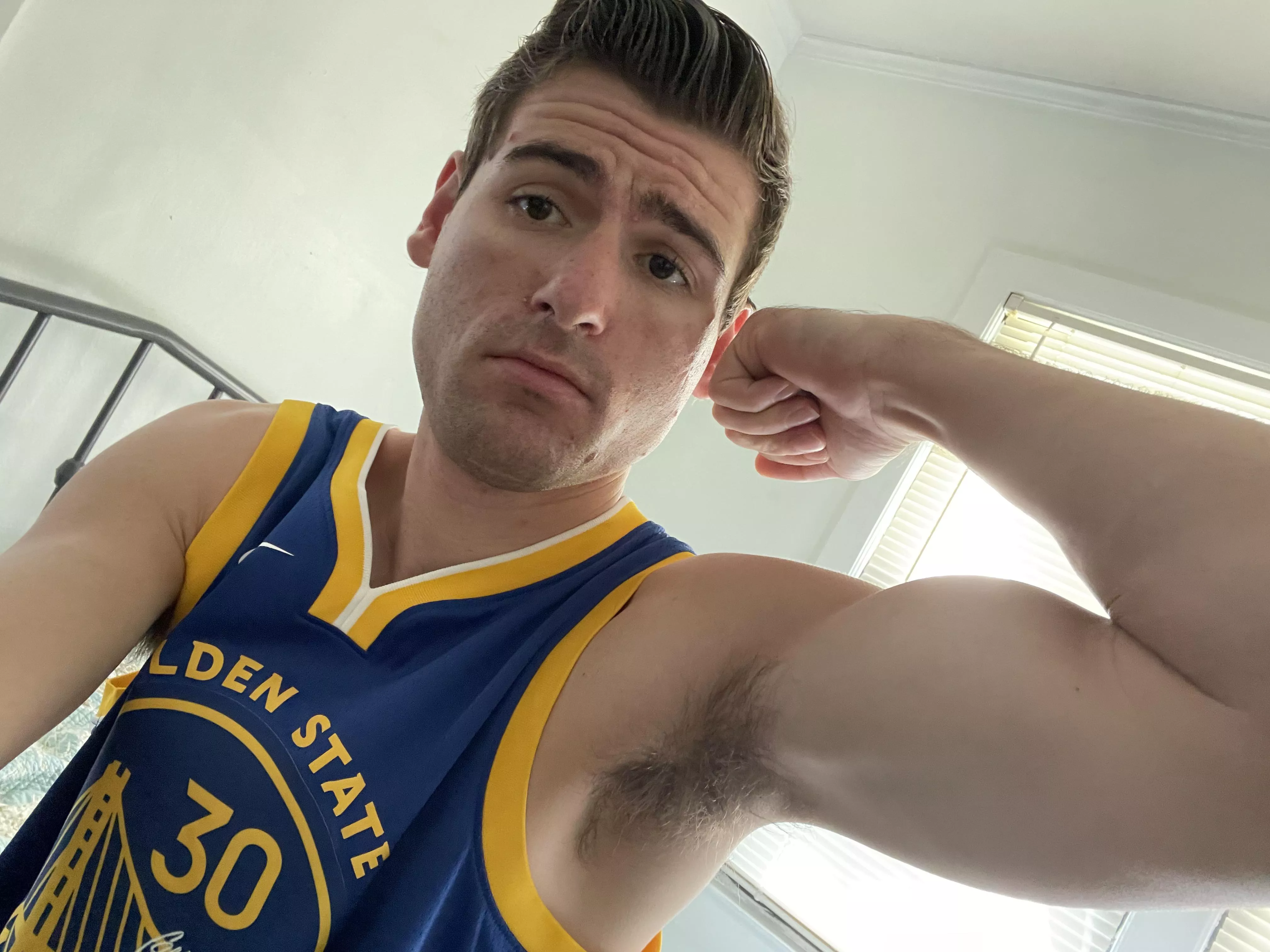 Who loves when they exposed their armpits in public?