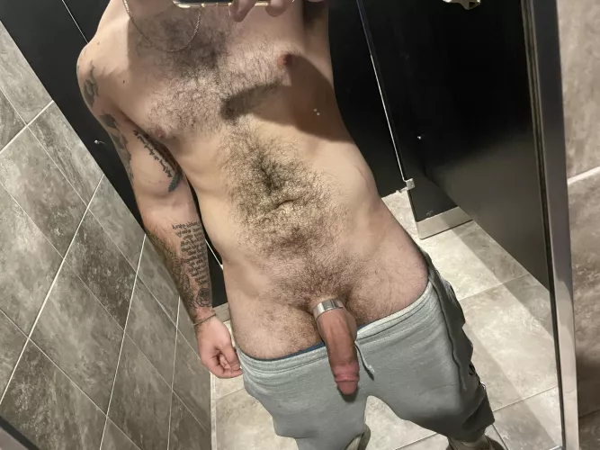Your favorite gym cock🤭