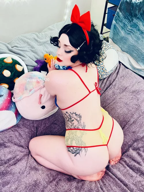 Be honest. If I sent you nudes everyday, would you masturbate to them ?