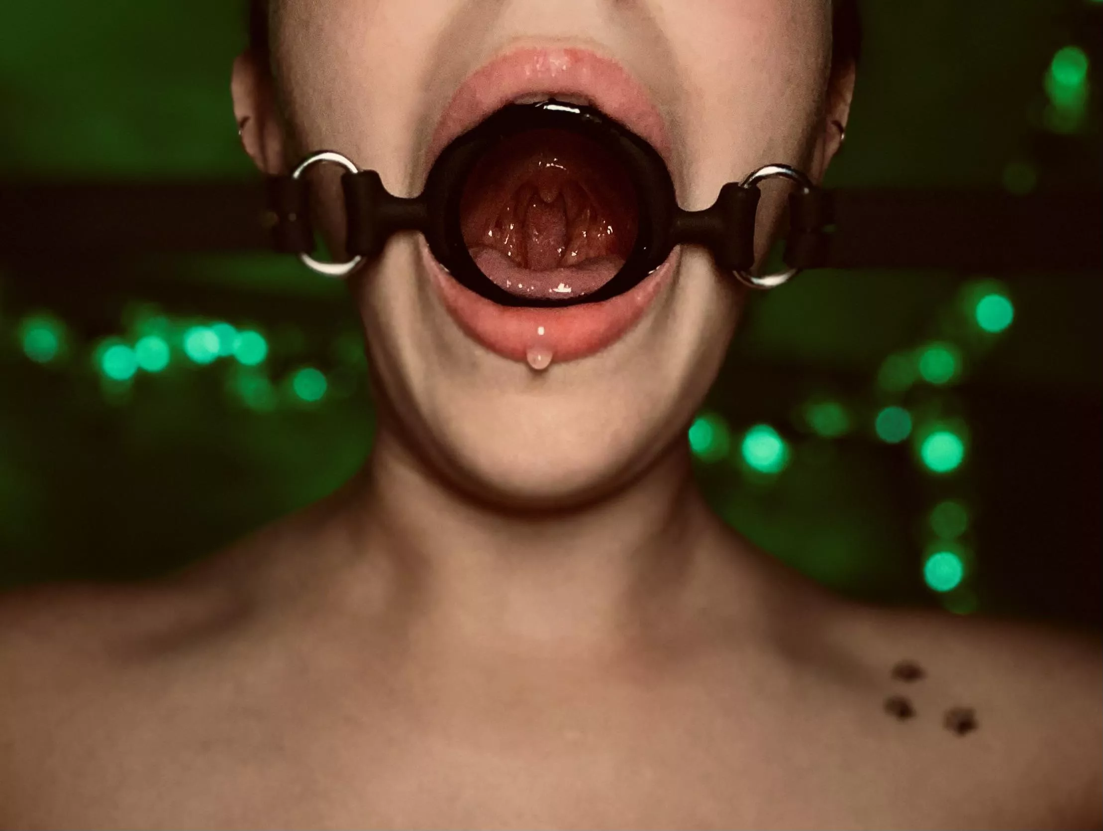 Explore her many holes [xpost /r/r/gaggedselfies]