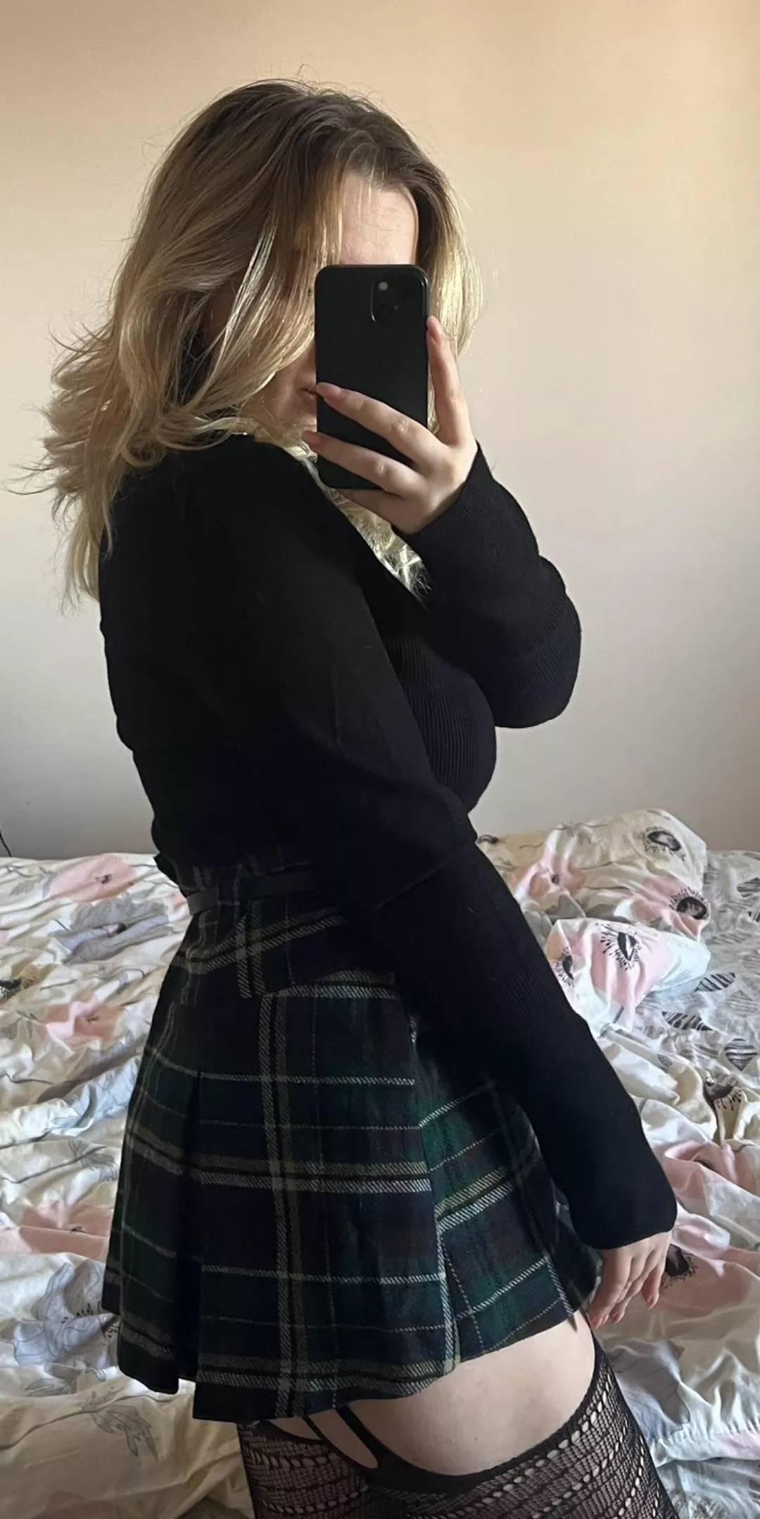 getting ready for a walk with my crush in the forest ☺️