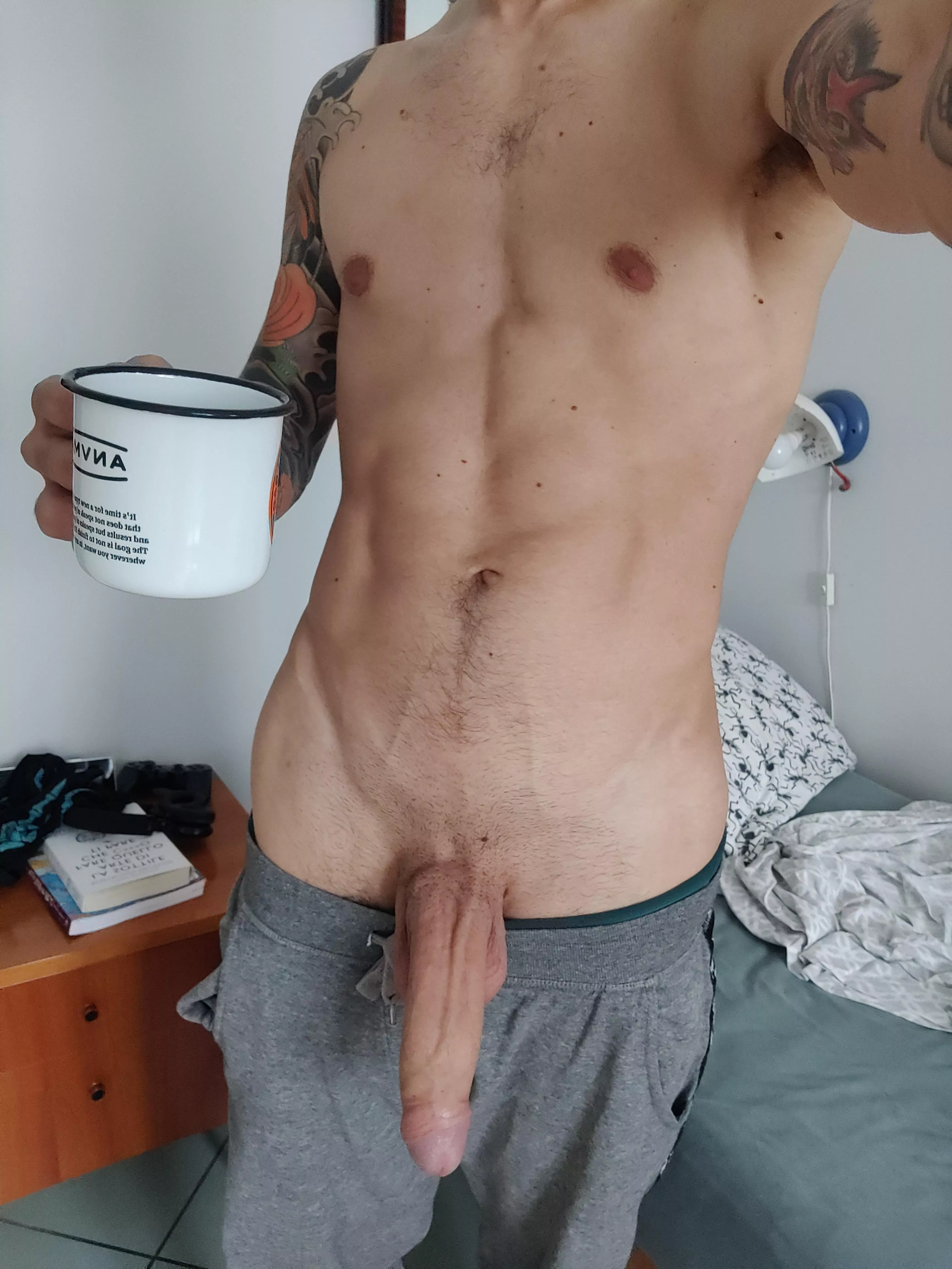 Have a mystical autumn Sunday 😜🥒