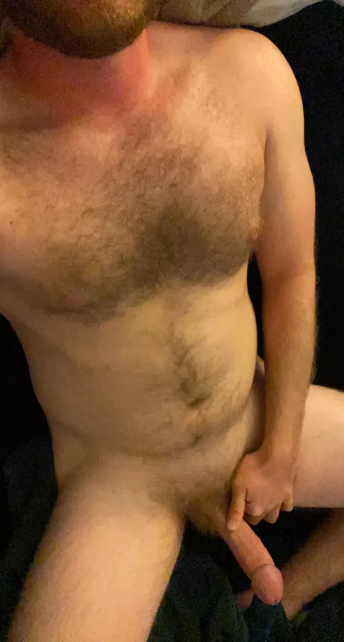 Hey boys, who wants to cum hands free on my big cock? Hmu (31)