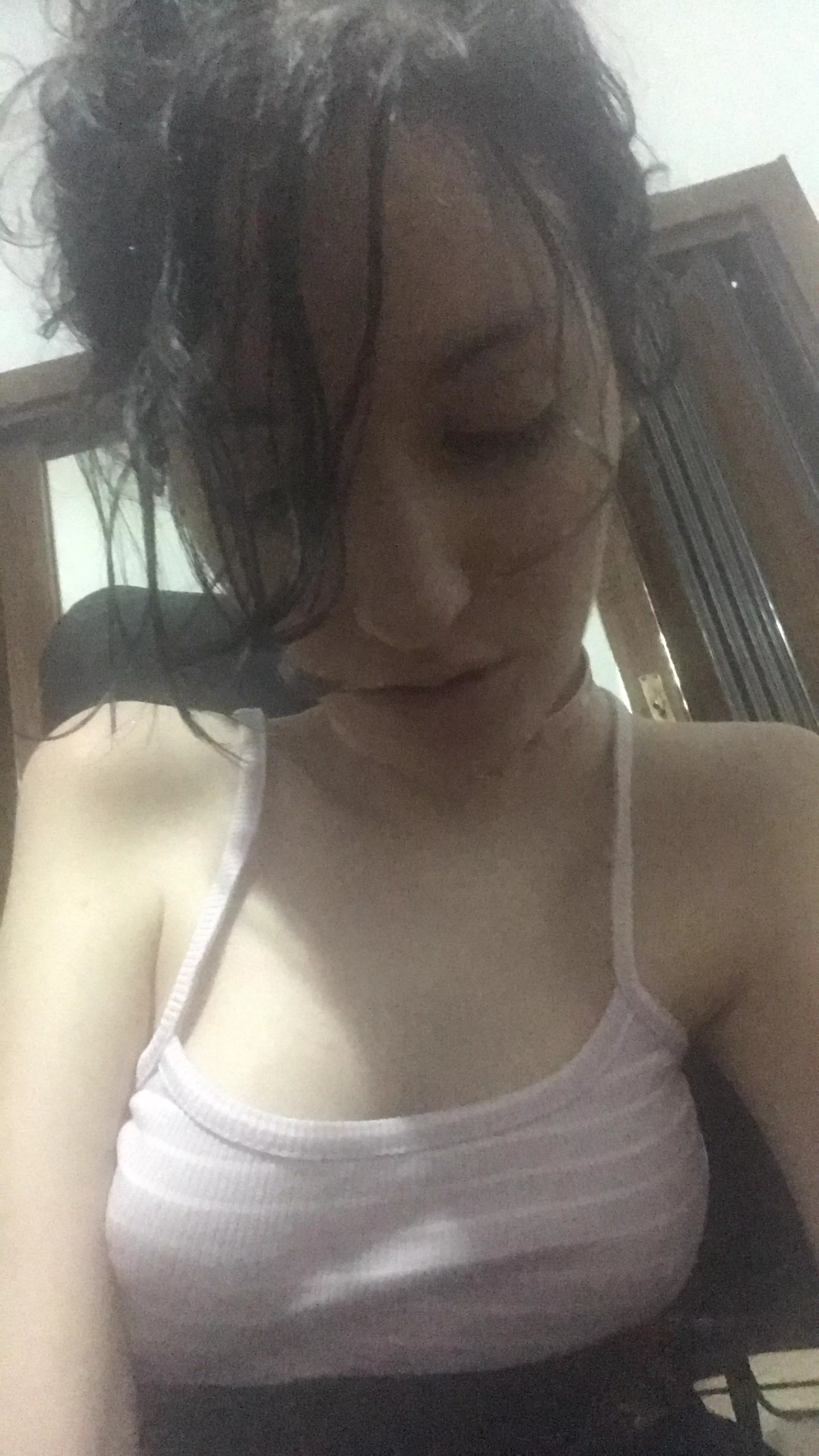 I never wear a bra :p it’s just more comfy this way