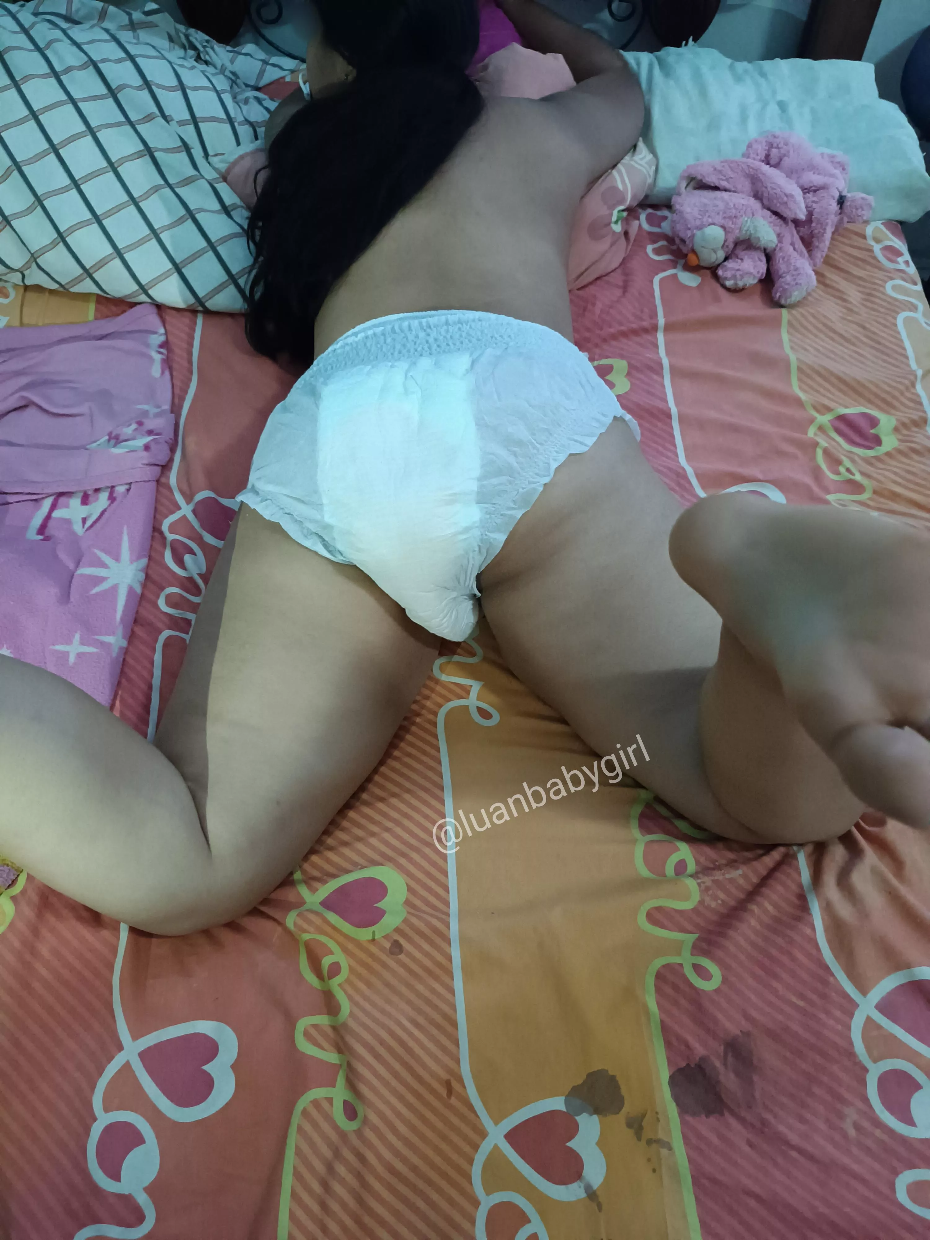 I think I should use diapers that can withstand my disasters more :P
