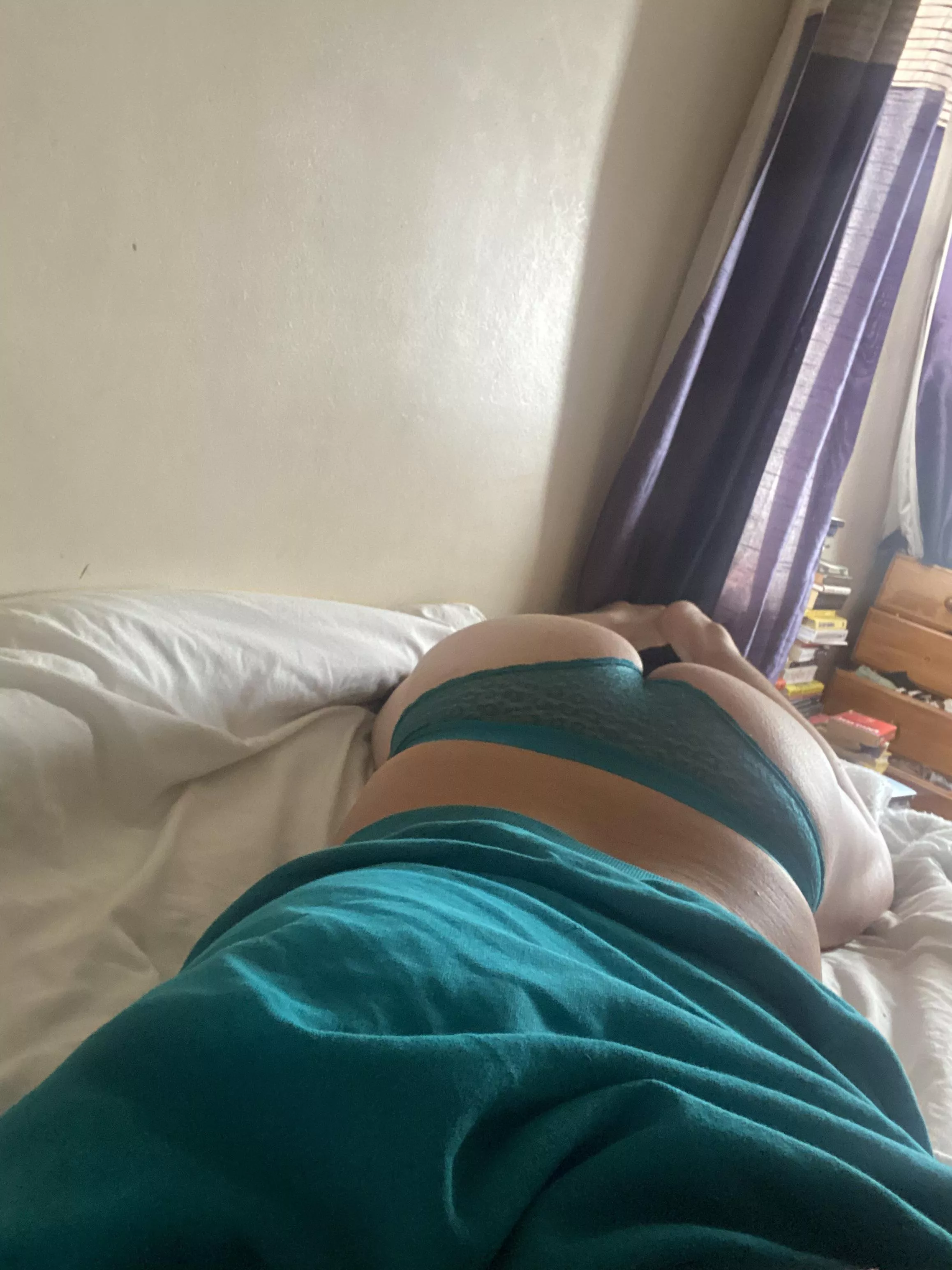 It’s a colour co-ordinated panties kinda day