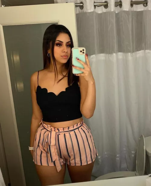 Just a bad bitch ready to do some bad bitch shit 😈👅🍆🍑