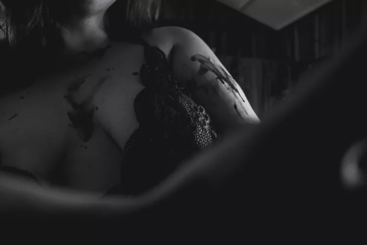 Let’s have some fun today - sexting, customs, live calls, dick/pussy rates, gfe. Whatever you want.