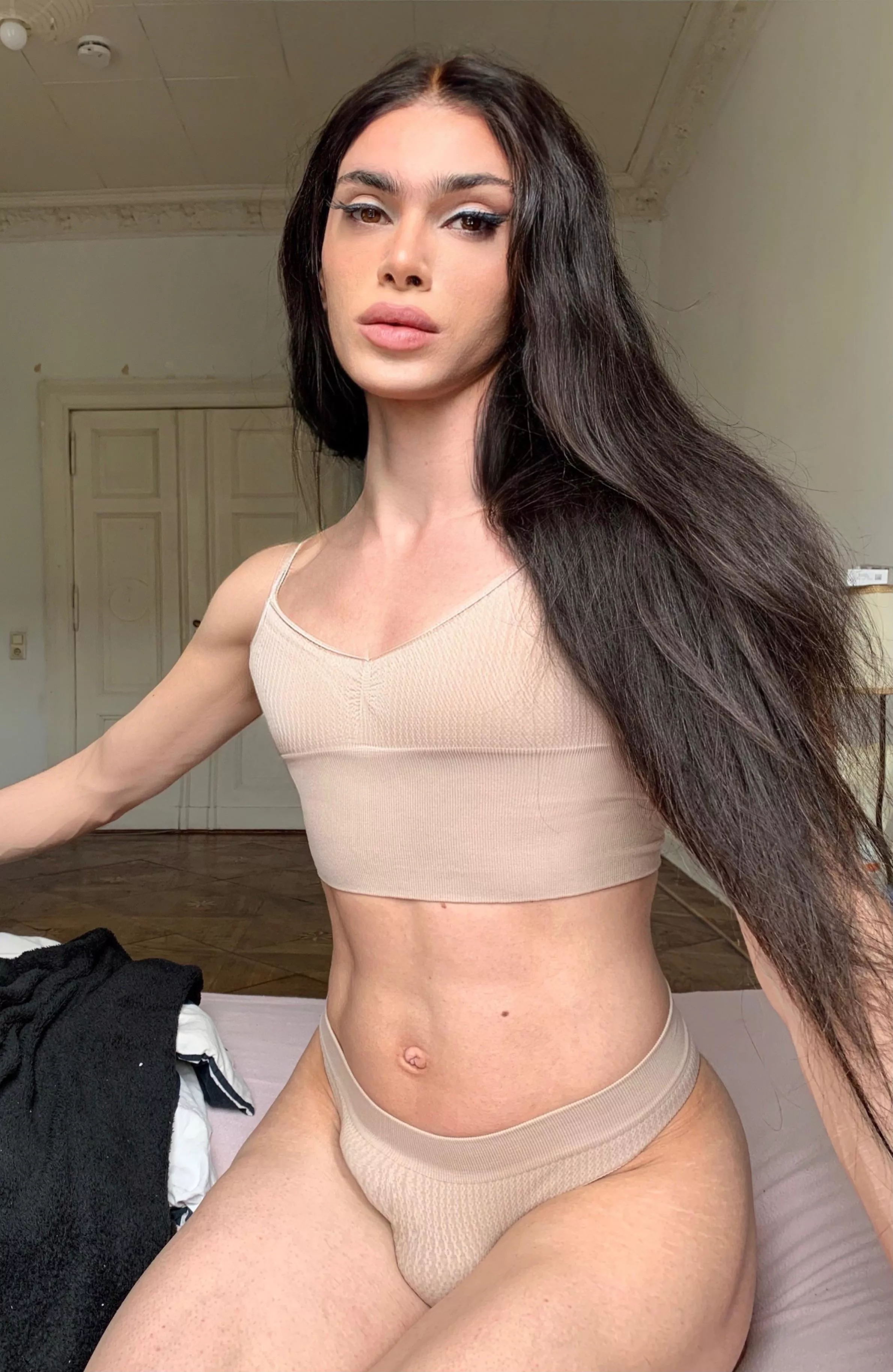 Tease me in the comments and make my dick bigger 😉