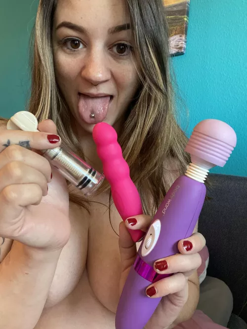 What toys would you want to see me play with??