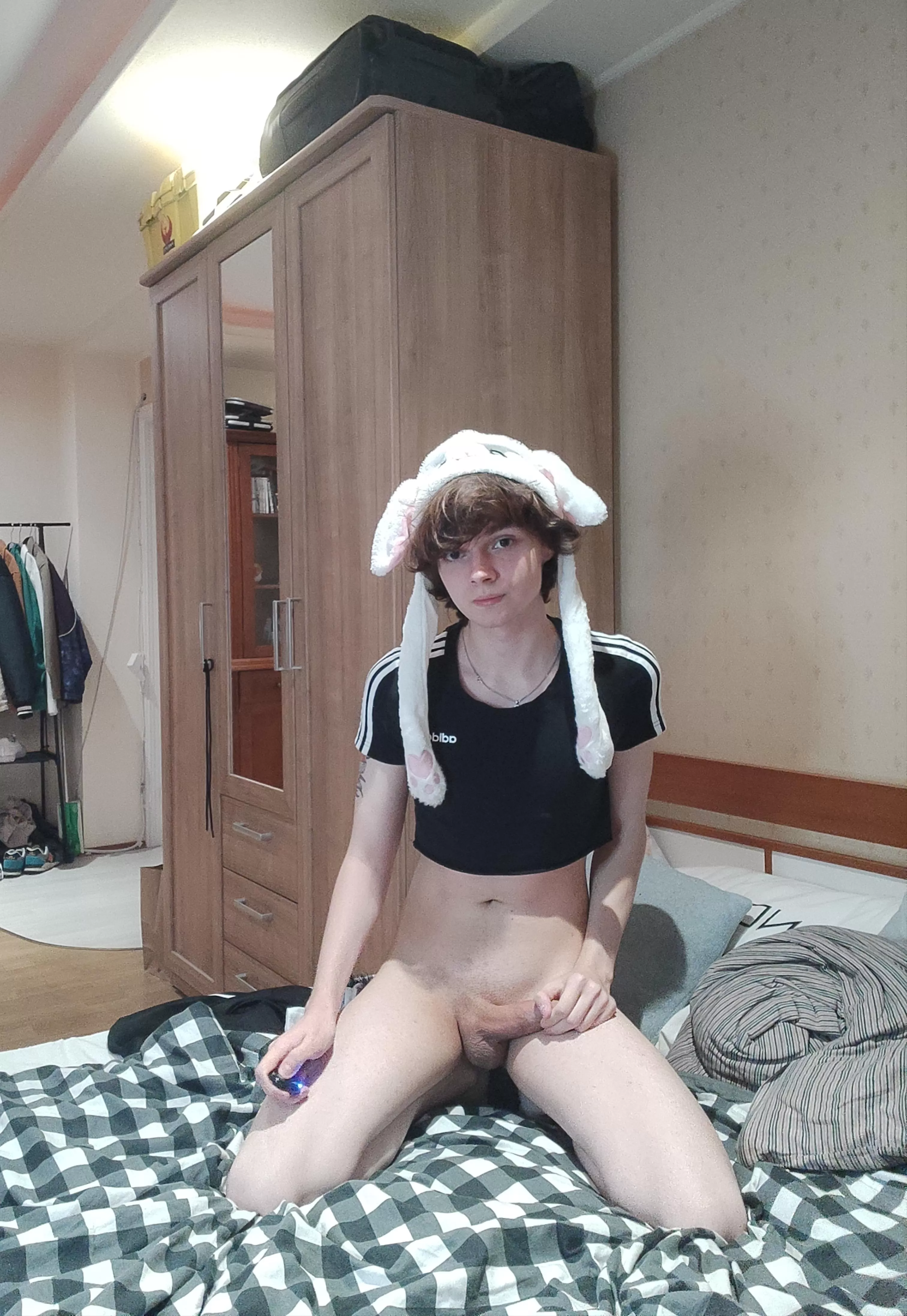 would u let me suck your dick? 🥺