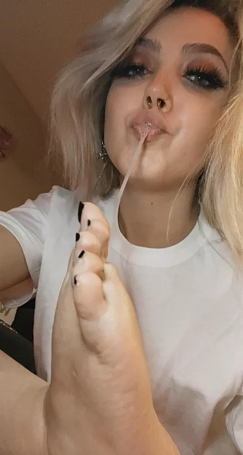 You’d be lucky to get a single taste of my sweet nectar 🤪