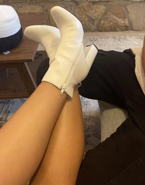 Your thigh is made for your goddesses feet to rest on, as it should be.