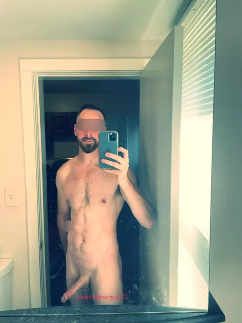 Beards and boners material?