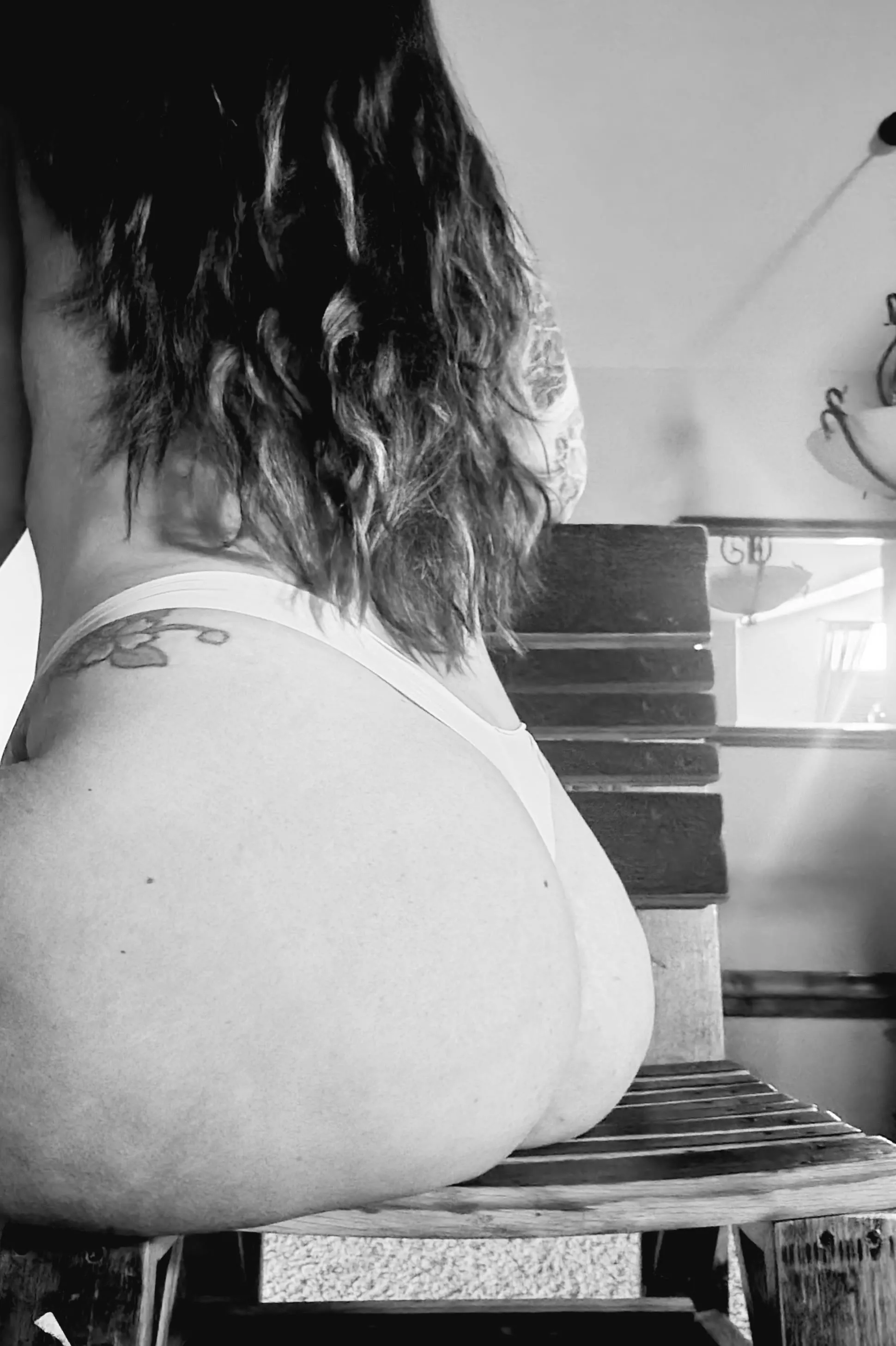 Chairing is caring 💓 [f]