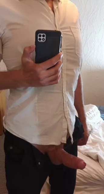 Come get stretched by this thick hard cock